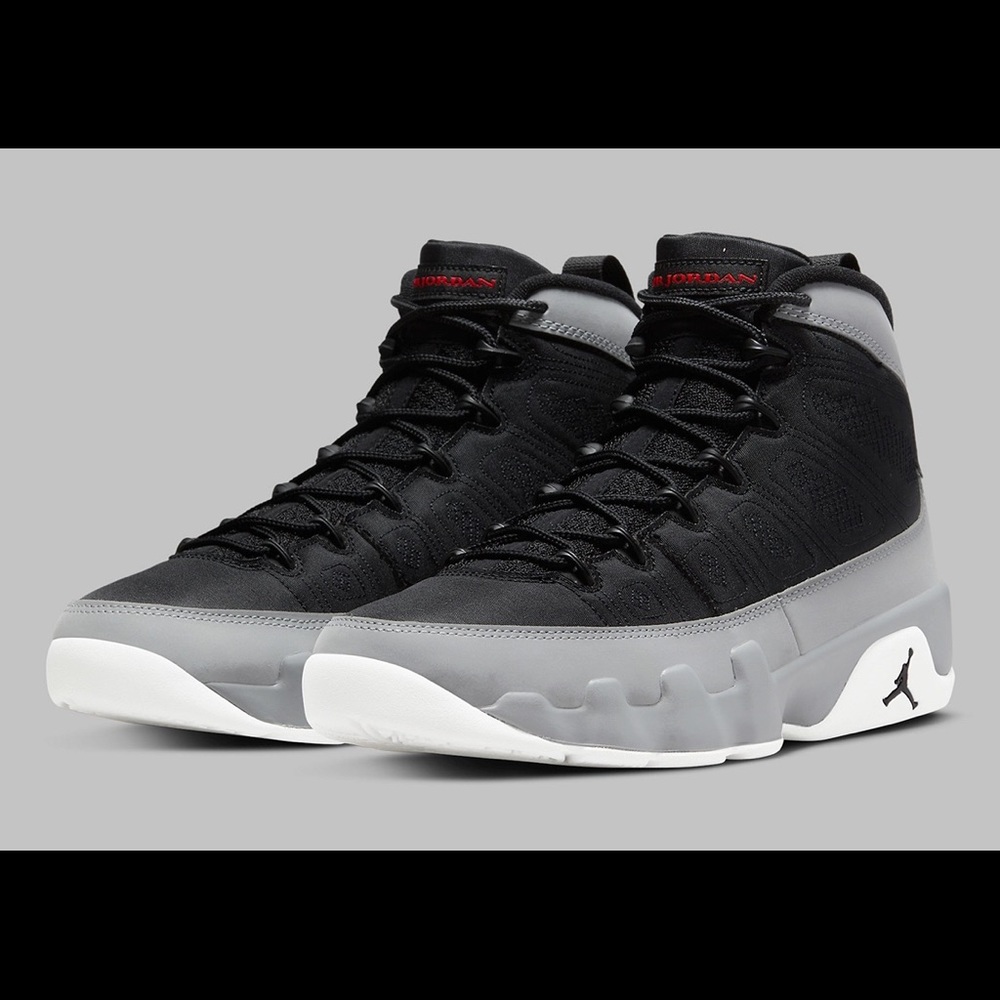 Air Jordan Retro 9 ‘Particle Grey’